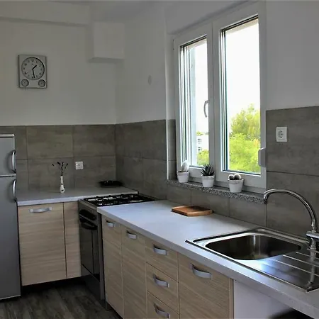 Apartment Piranesi With A Parking Space Pula Exterior foto