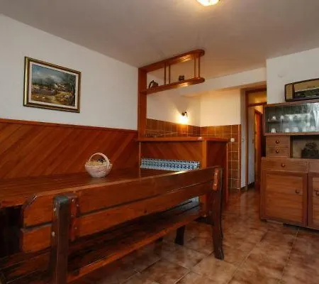 Apartment Piranesi With A Parking Space Pula Exterior foto