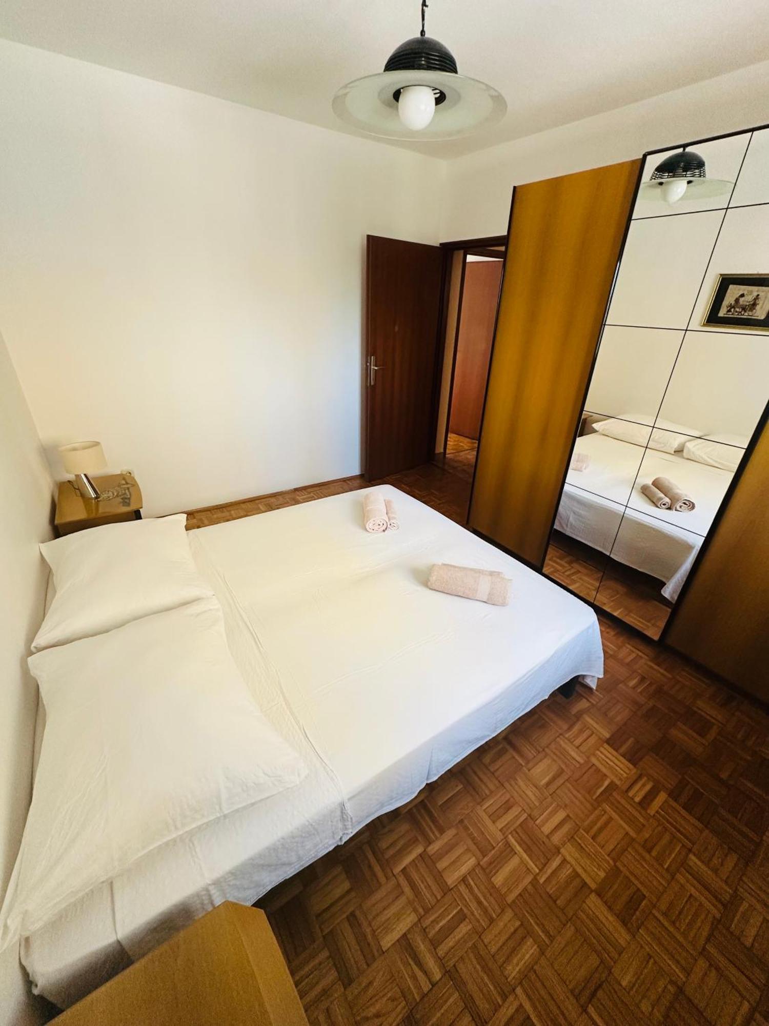 Piranesi Apartment *
